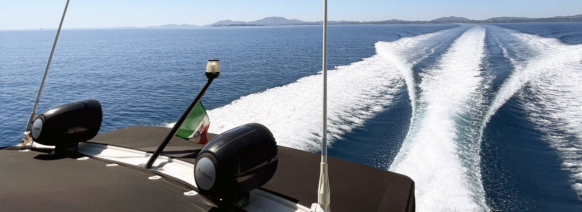 yatch di lusso a san foca